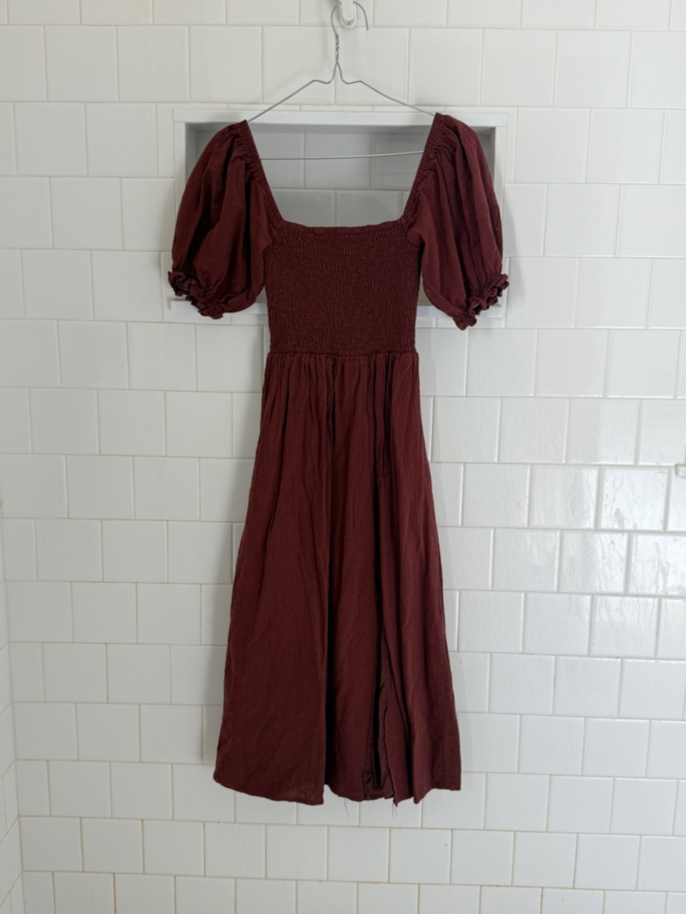 Women’s Puff-Sleeve Midi Dress in Deep Burgundy